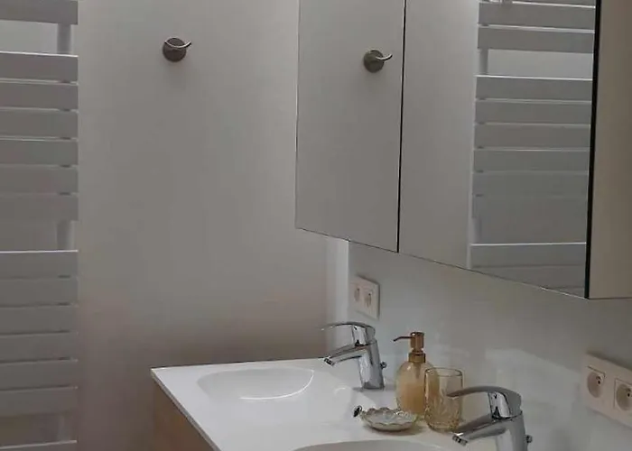 Vakantie-appartement La Regence @ *